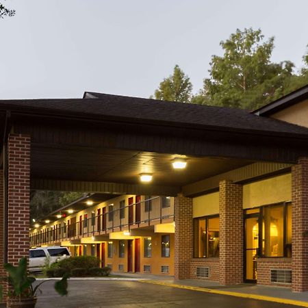 Howard Johnson By Wyndham Tallahassee Luaran gambar